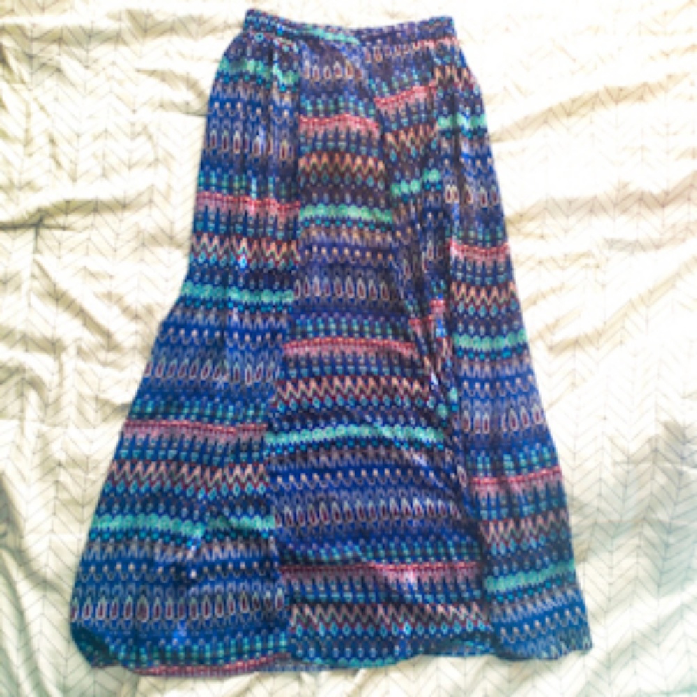 Maxi skirt